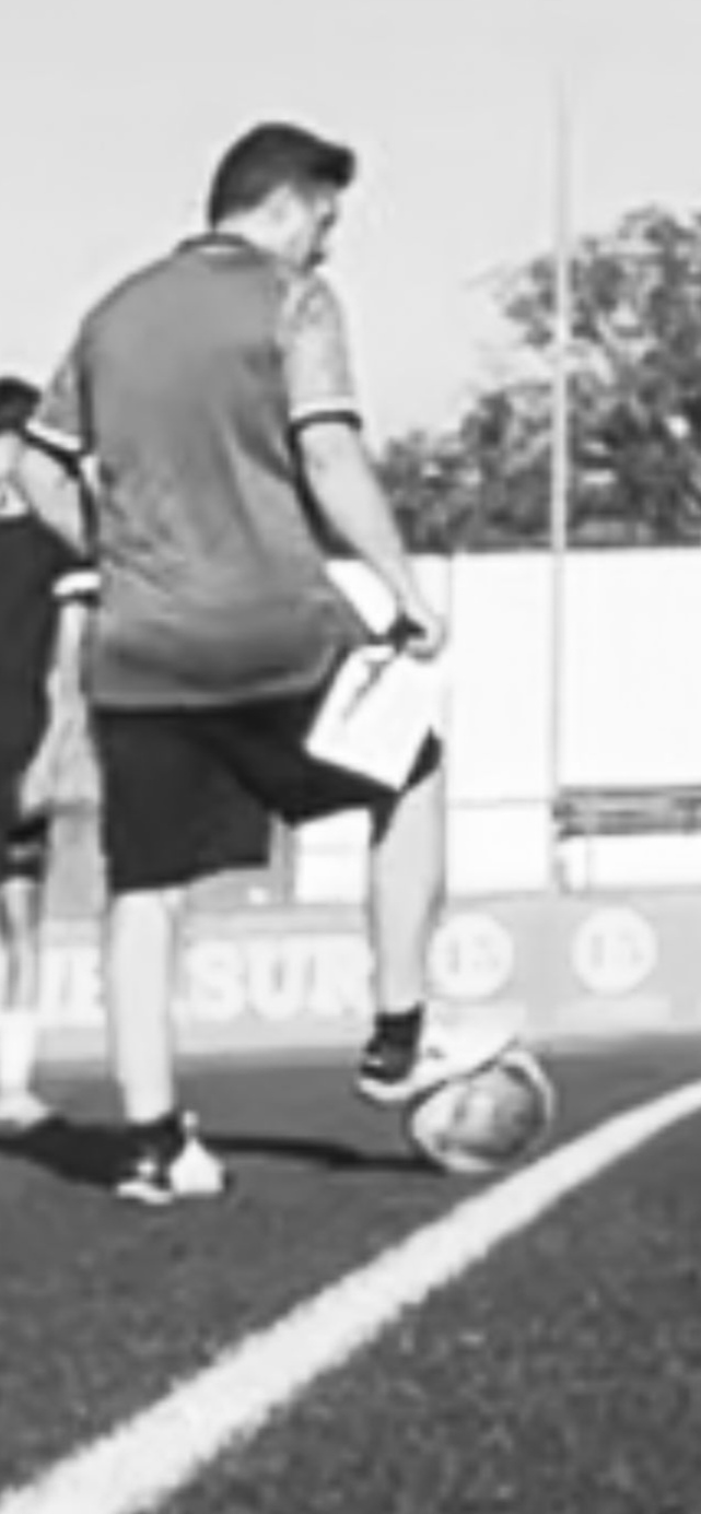 David Roa Ruiz on the pitch during a football session